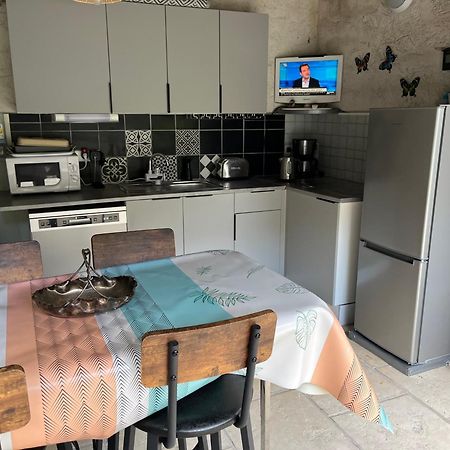Chambres Hotes Chez Chris Roquemaure  Zewnętrze zdjęcie